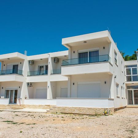 Twins Apartments Ulcinj Exterior photo